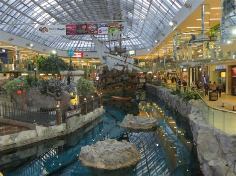 Public areas are equipped with complimentary wireless internet access. West Edmonton Mall Inn, Edmonton - Tarifs 2020