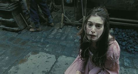 Anne hathaway short hair les mis. 'Les Misérables': Anne Hathaway Reveals She Was the ...