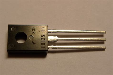 Transistor Adalah Pengertian Fungsi Jenis Lambang Dan Cara Kerja