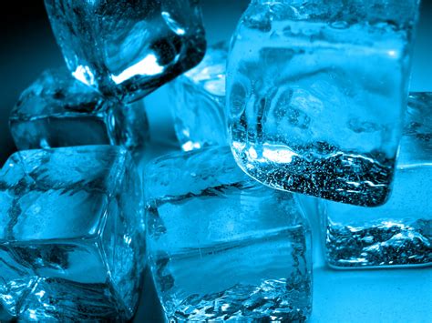 Free Wallpaper For Computer Ice Cubes On Blue Background 2560x1920