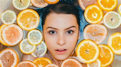 For one, when vitamin c is used topically, because it's highly acidic, the skin is triggered to heal itself by. 11 Vitamin C Serum Benefits: How to Use, Side Effects ...