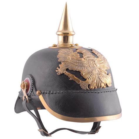 Welcome to a historical helmets video on the imperial german pickelhaubein this video i go over the history, timeline, and details of the german pickelhaube. Pickelhaube der Preußischen Infanterie 1889 aus Leder ...