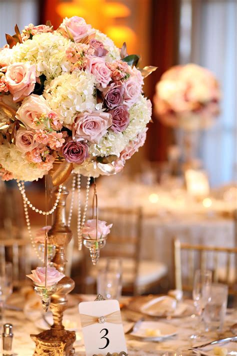 20 Inspiring Vintage Wedding Centerpieces Ideas - Elegantweddinginvites