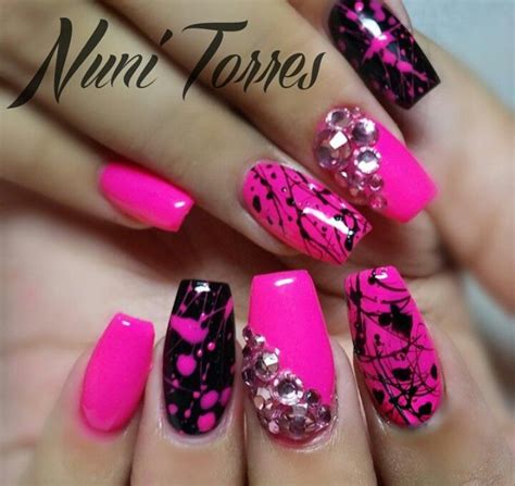 Black And Pink Bling Nails The Bling Works Well With The Pink And