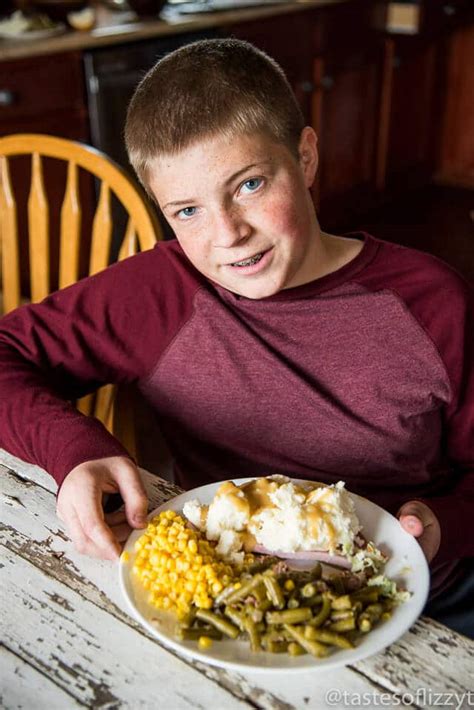 Meatless mondays may be a trend nationwide, but one chain is betting hard that you're craving the exact opposite. Easy Easter Dinner Menu {Spend Time Relaxing with the Family}
