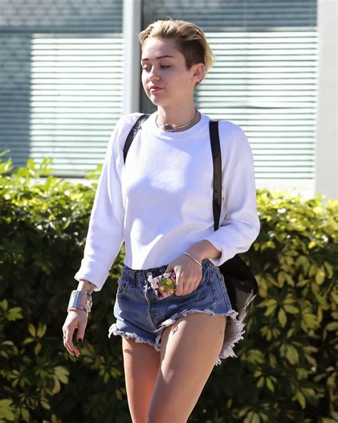 Miley Cyrus Showing Off Her Legs In Miami Celebrities Nude