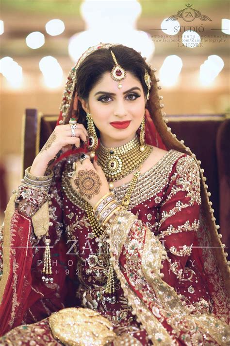 Pin By Sarvat Amaz On Bridal Mehndi Jewllery Wedding Dresses For Girls Pakistani Bride