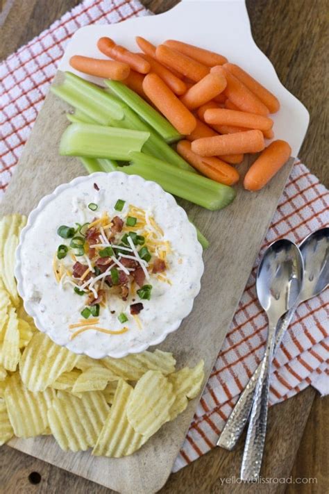 Cheesy Bacon Ranch Dip