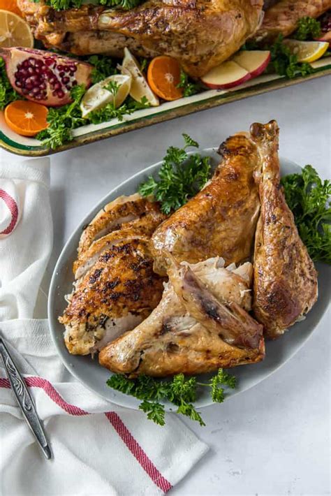 This Easy Turkey Recipe Is The Best Turkey For Thanksgiving It S A