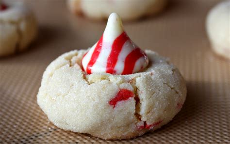 As already mentioned, these are shortbread cookies and though you'll find some recipes that call for eggs, eggs are not. 5 Christmas Cookie Recipes You Should Make This Year