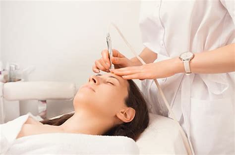 essentials signature acne facial brandon essentials massage and facials