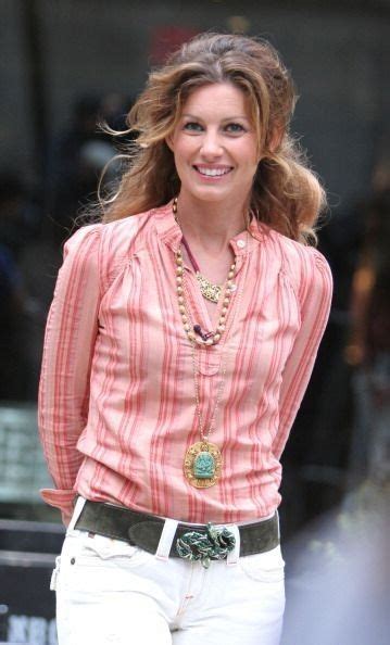 Country Female Singers Country Artists Faith Hill Hairstyles Tim And Faith Tim Mcgraw Faith