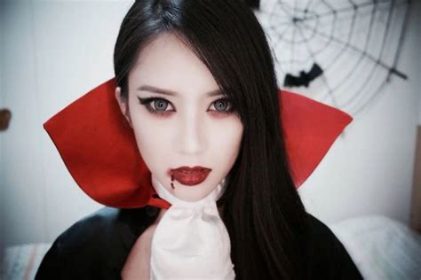 Amazing Vampire Makeup Ideas For Halloween Party Fashions Nowadays Halloween Makeup Guide