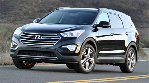 The 2015 hyundai santa fe badge now belongs to a whole family of crossovers—two different vehicles, really, including one with seating for five and the other sized up for seven. 2015 Hyundai Santa Fe LTD AWD 6-7 Passenger Review By John ...