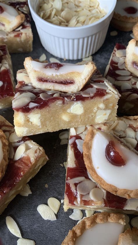 Bakewell Blondies