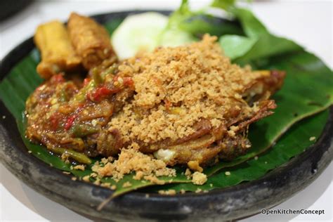 Fuel up on spicy ayam penyet and comforting bowls of bakso at this affordable yet satisfying indonesian joint. Open Kitchen Concept: Hunt for the perfect Ayam Penyet