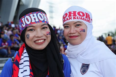 Sultan Ibrahim Stadium Heats Up As Fans Eager For Fa Cup Final