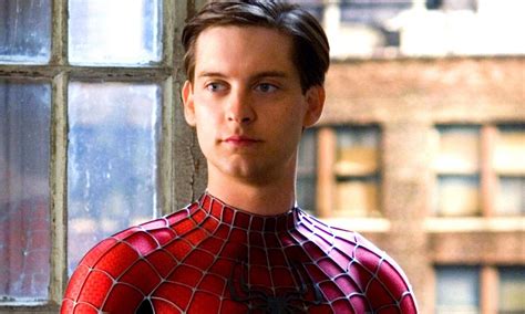Is peter parker still spiderman? Peter Parker tiene una cicatriz muy particular en 'Spider ...