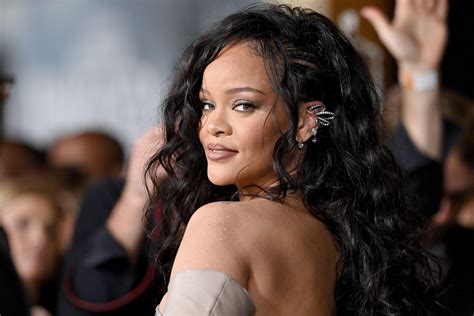 The Rihanna Essentials 15 Singles To Celebrate The Singers Endless