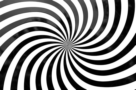 10 Optical Illusions that Will Blow Your Mind