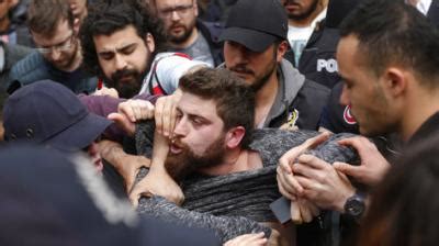 Turkish Police Fire Tear Gas At May Day Demonstrators In Istanbul