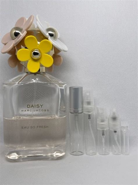 Daisy Eau So Fresh Edt By Marc Jacobs Scent Samples