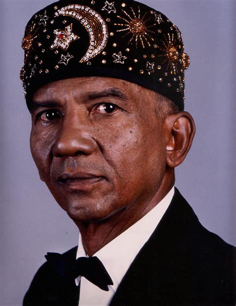 Attempting to relate the extraordinary journey that was the black leader's malcolm x. Characters | Malcolm X