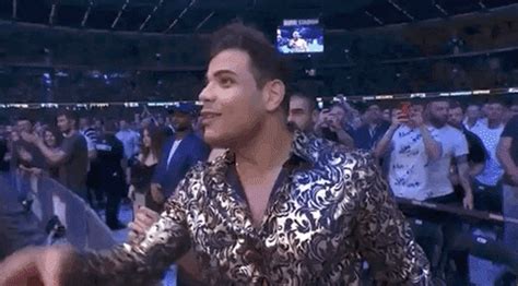 Anime yang sangat disukai adesanya adalah naruto, sebagaimana dilansir dari adapun pertarungan terakhir israel adesanya adalah saat ia berhasil mempertahankan gelarnya saat menghadapi paulo costa pada ufc 253 akhir. Israel Adesanya Suck It Paolo Costa GIFs - Find & Share on GIPHY