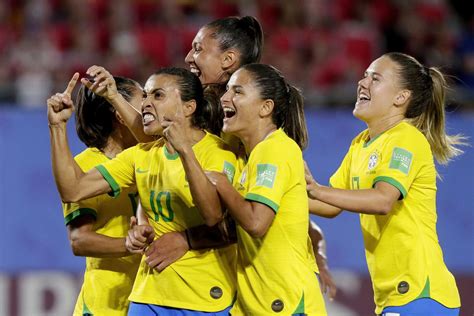 Brazils Womens National Soccer Team Earns Equal Pay