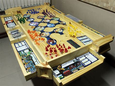 Pin Em Como Construir Uma Mesa Para Jogos De Tabuleiro Board Games Table