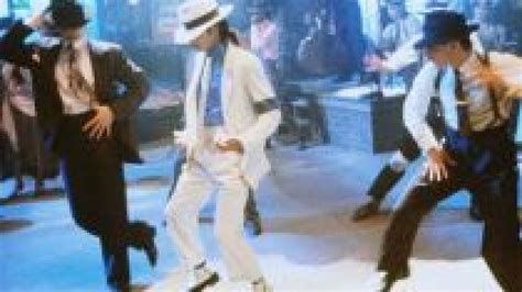 Michael Jackson Nu A Inventat Moonwalk Ul Afla I Originile Celui Mai Cunoscut Dans Din Lume Video