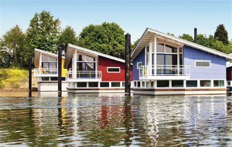 Freistehendes ferienhaus direkt am strand. Hausboot Kracher: 8 Tage in Holland im schwimmenden Haus ...