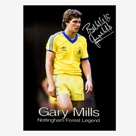 Gary Mills Nottingham Forest Away Kit Signed Photograph Playonpro
