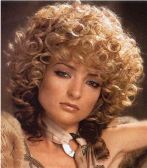 16 Spectacular 80s Hairstyles For Curly Hair