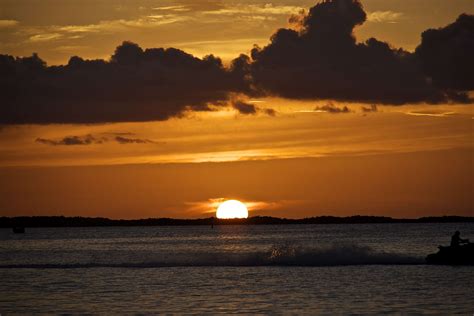 3840x2560 Clouds Nature Ocean Sea Seascape Sky Sun Sunrise Sunset Sunshine Water 4k