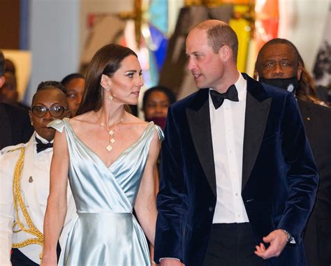 Body Language Expert Breaks Down Prince William And Kate Middletons ‘intimate And ‘awkward