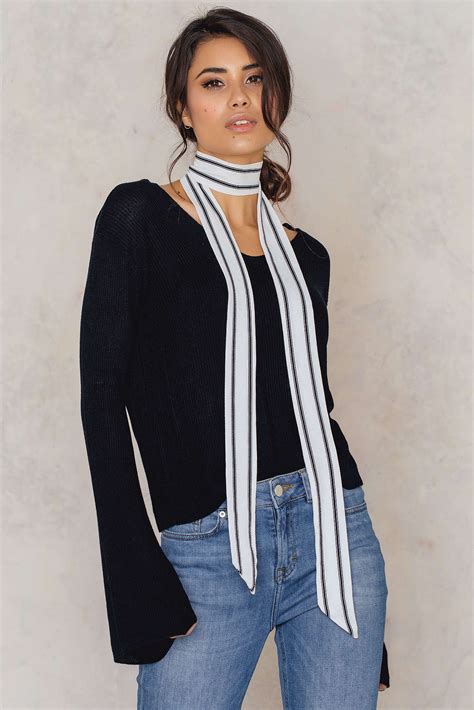 We Love The Skinny Scarf Trend Thats Going On Right Know The Pinstriped Skinny Scarf By Na Kd
