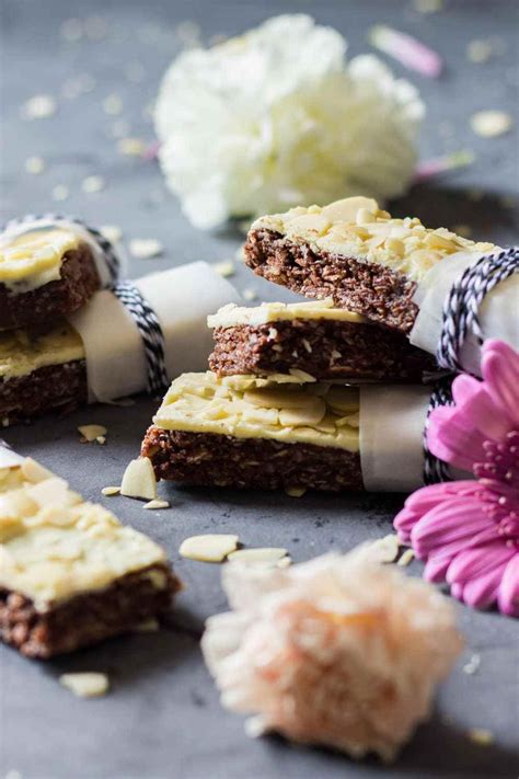 Almond Granola Bars | Almond granola, No bake granola bars, Granola bars