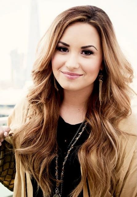 Her hair is currently brown and short. 46 Beautiful Hairstyles Demi Lovato Has Rocked Over The ...