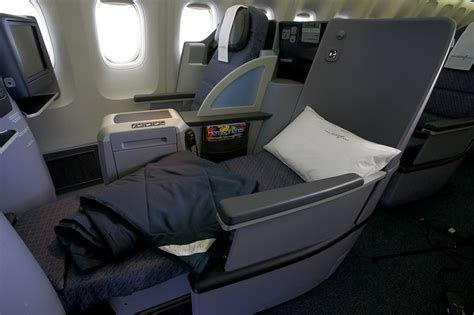 Flying Business Class Coast To Coast With Flat Beds Wsj