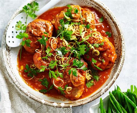 (never being a bit of an exaggeration, but embellishment sometimes just pours out of me. Osso buco | Recipe | Osso buco recipe, Food recipes ...