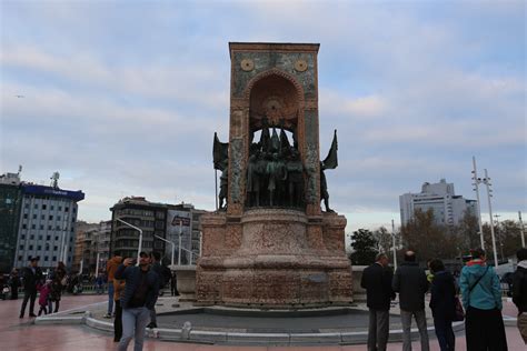 Taksim Square Photo