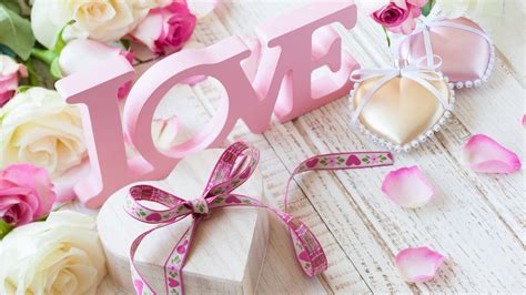 Download Love And Hearts Wedding Decoration Wallpaper