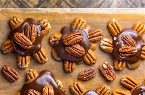 Dark Chocolate Salted Caramel Pecan Turtles American Pecans Fort