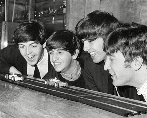 The Day Elvis Met The Beatles Remembered By An Eyewitness