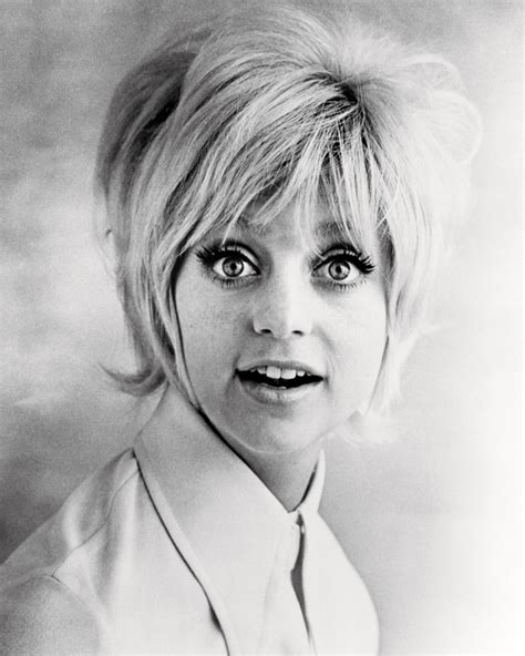 Goldie Hawn Short Hair Cute 8x10 Photo Laugh In Photographs