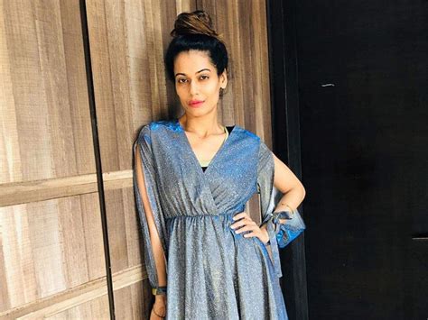 She was sent to custody film actress and nationalist commentator payal rohatgi was arrest earlier this week for an essay on. Rajasthan Police detain Payal Rohatgi for offensive content against Gandhi-Nehru family