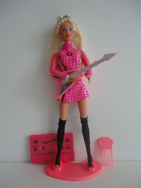 Barbie Beyond Pink Barbie Bd1998 20017 Barbie 2000 Barbie And Ken Barbie Clothes Barbie