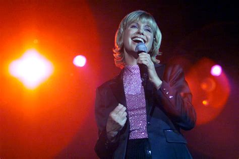 Pop Music And Grease Star Olivia Newton John Dead At Age 73 Reuters