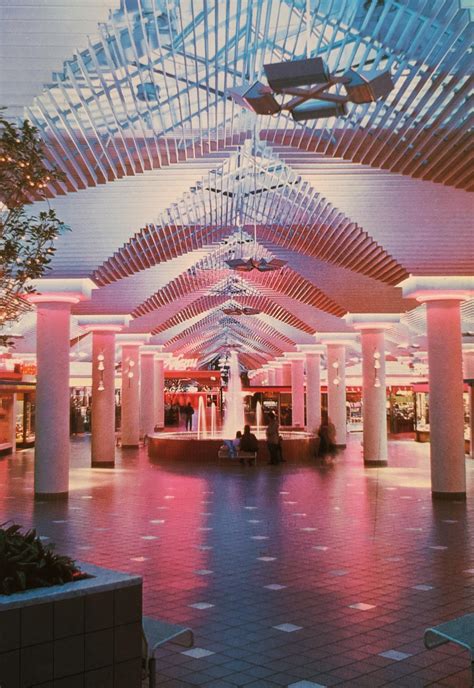 Moorestown Mall - 1986. This is how it looked before it burned down